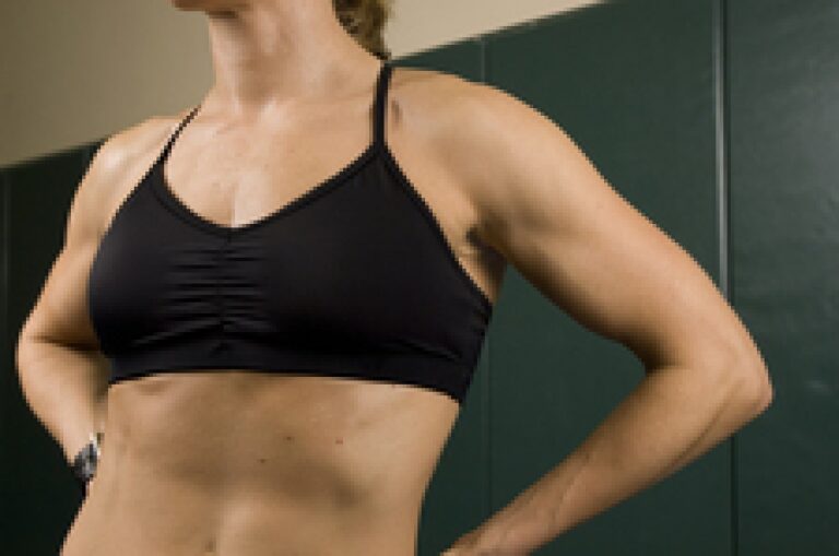 Handful Sports Bra: Respecting the Shape of Active Women