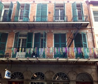 mardi gras beads