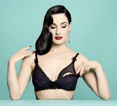 Dita Von Teese maternity