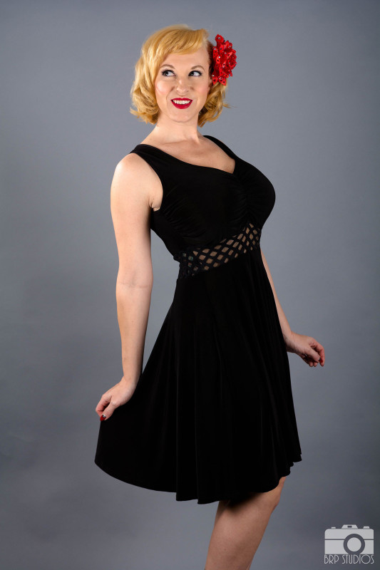 full bust clothing