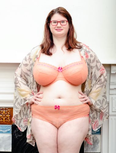 lingerie blogging