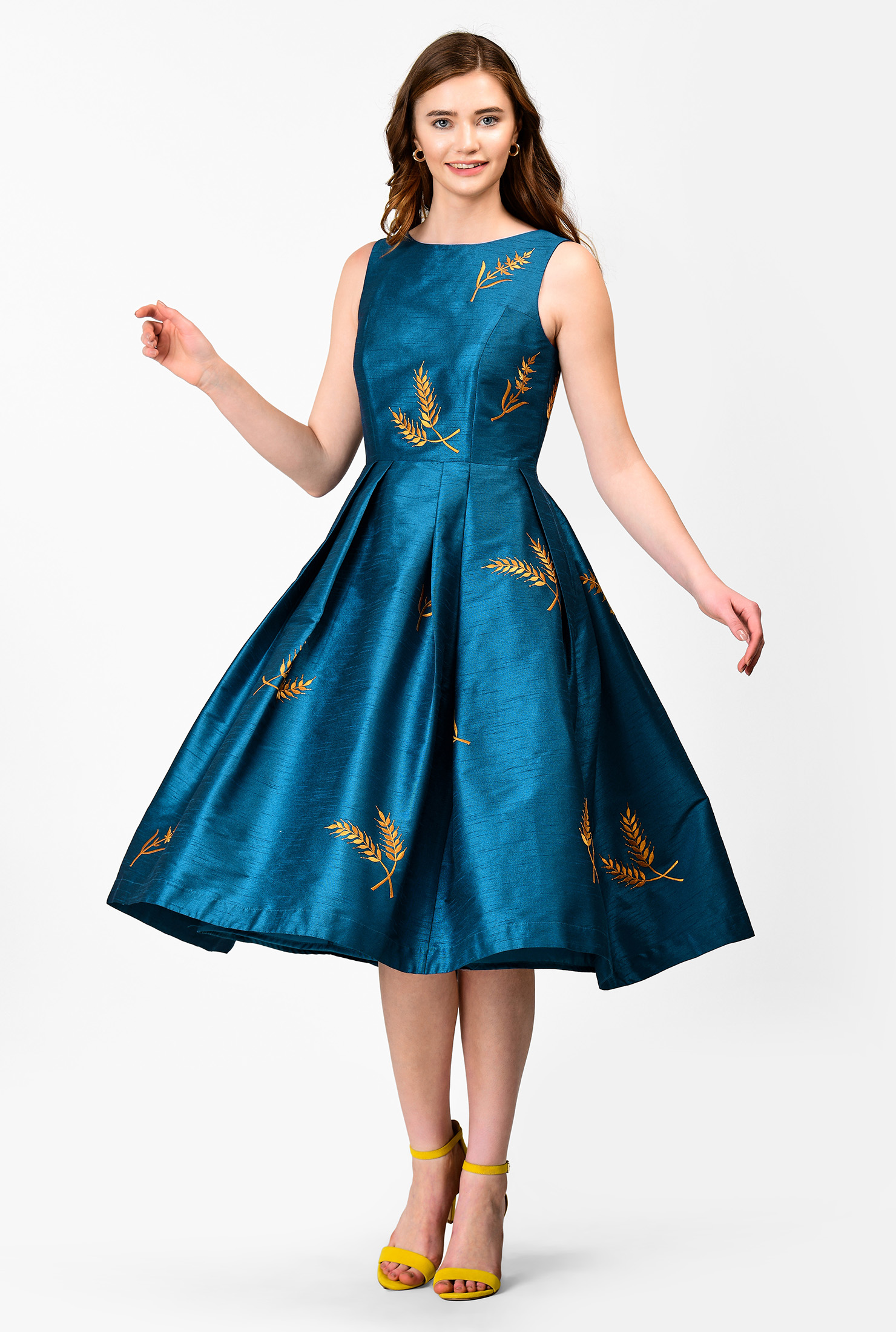 curve-friendly dresses